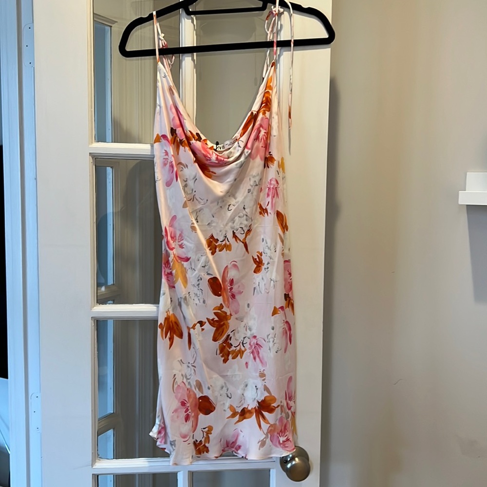 Zara floral dress new with tags